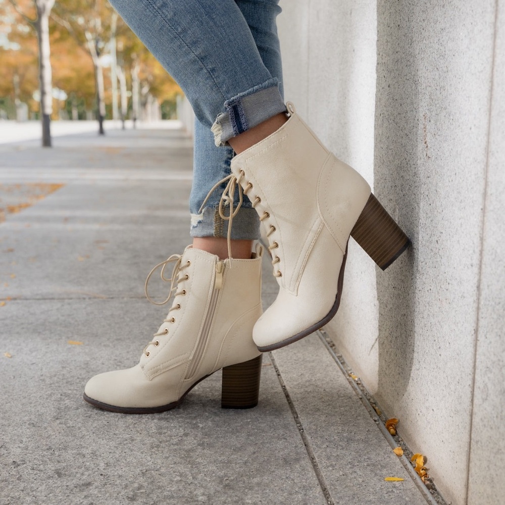 Journee Collection Cream Lace-Up Boots